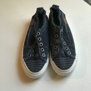 Blowfish sneaker